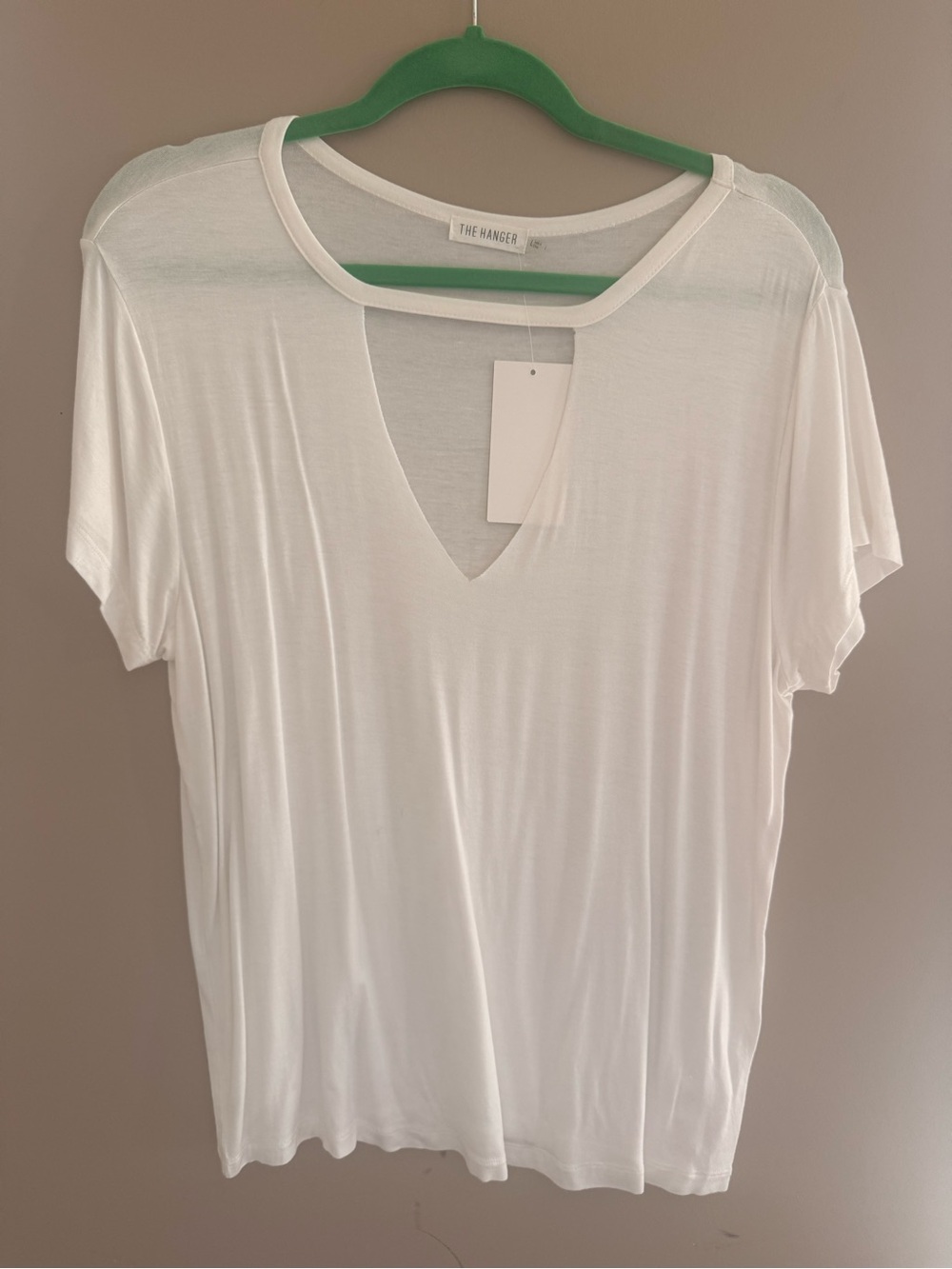 The Hanger White Choker V-Neck Tee | Soft Boutique Basic | NWT | Size L